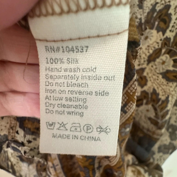 100% silk Burning Torch sheer button down dress size medium - Picture 8 of 8